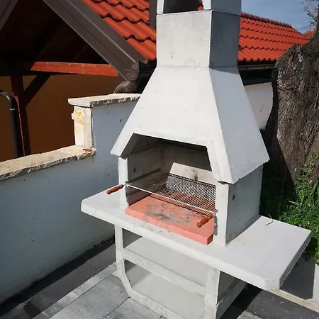 Jakov * Sveti Filip i Jakov