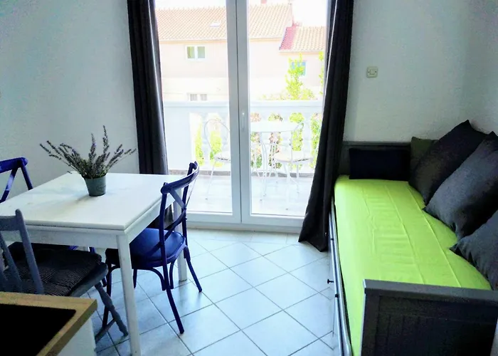 Jakov * Sveti Filip i Jakov